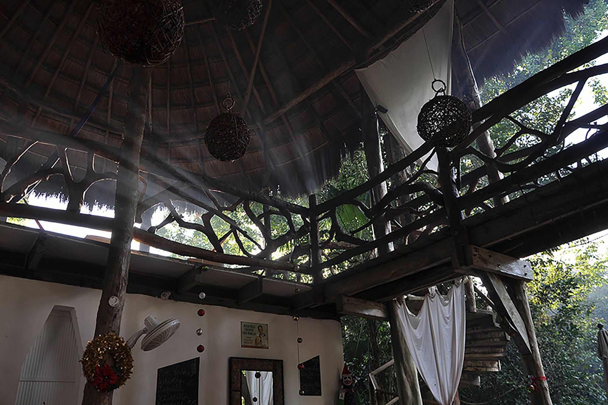 Jolie Jungle Eco Hotel (Adults Only) ลีโอนา วิคาริโอ ภายนอก รูปภาพ